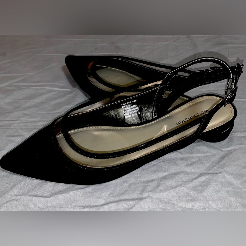 Size 7 1/2 velvet shoes with a lace strap.